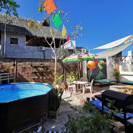 بويرتو فالارتا Margaritas Hostel المظهر الخارجي الصورة