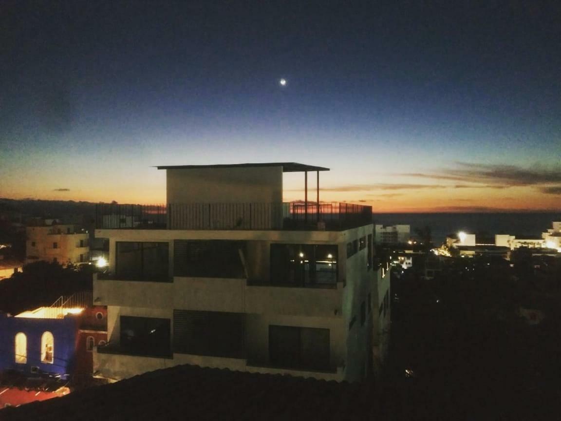 بويرتو فالارتا Margaritas Hostel المظهر الخارجي الصورة